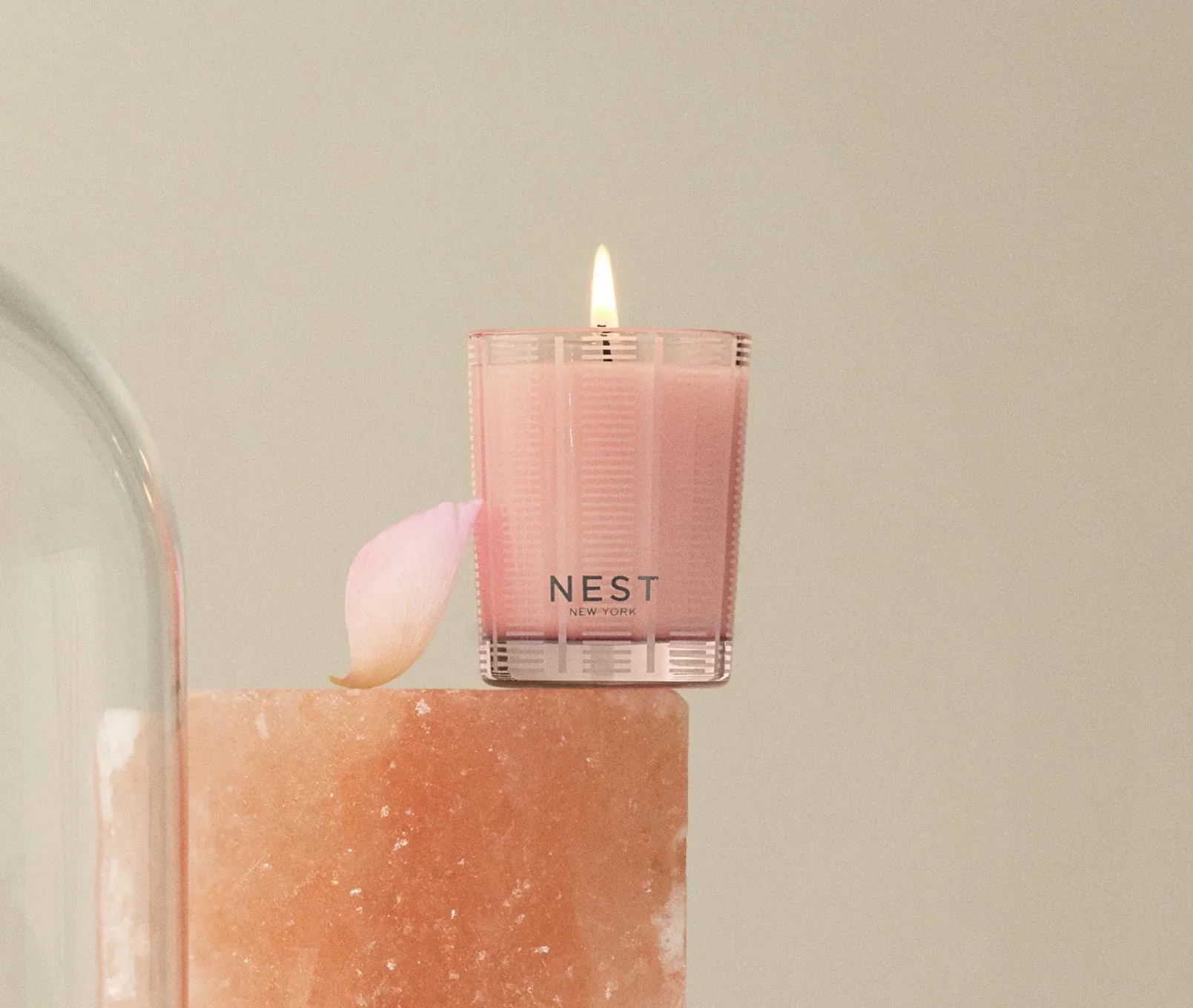 187-himalayan-salt-rosewater-votive-candle-3.webp Himalayan Salt & Rosewater Votive Candle