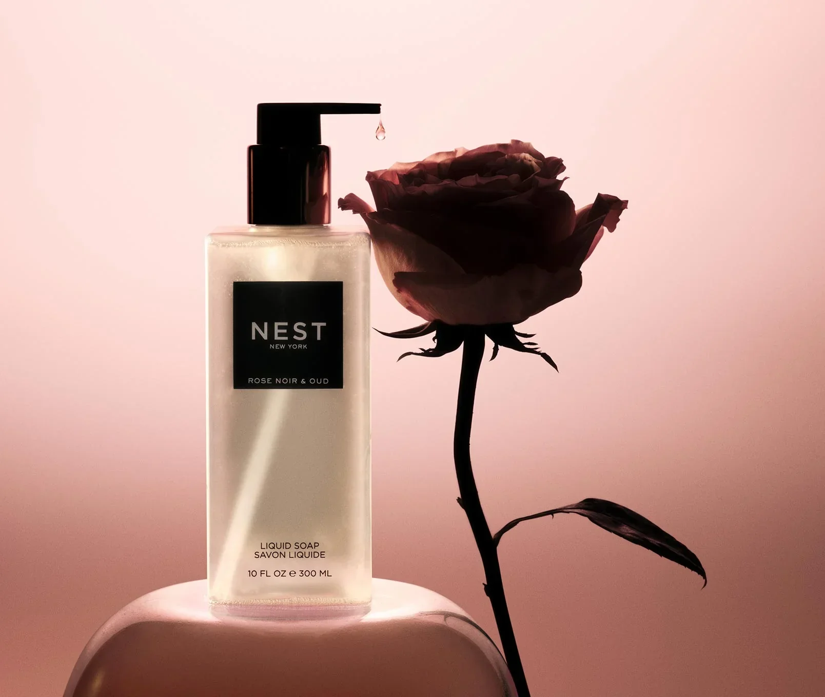 250-rose-noir-oud-liquid-soap-2.webp Rose Noir & Oud Liquid Soap