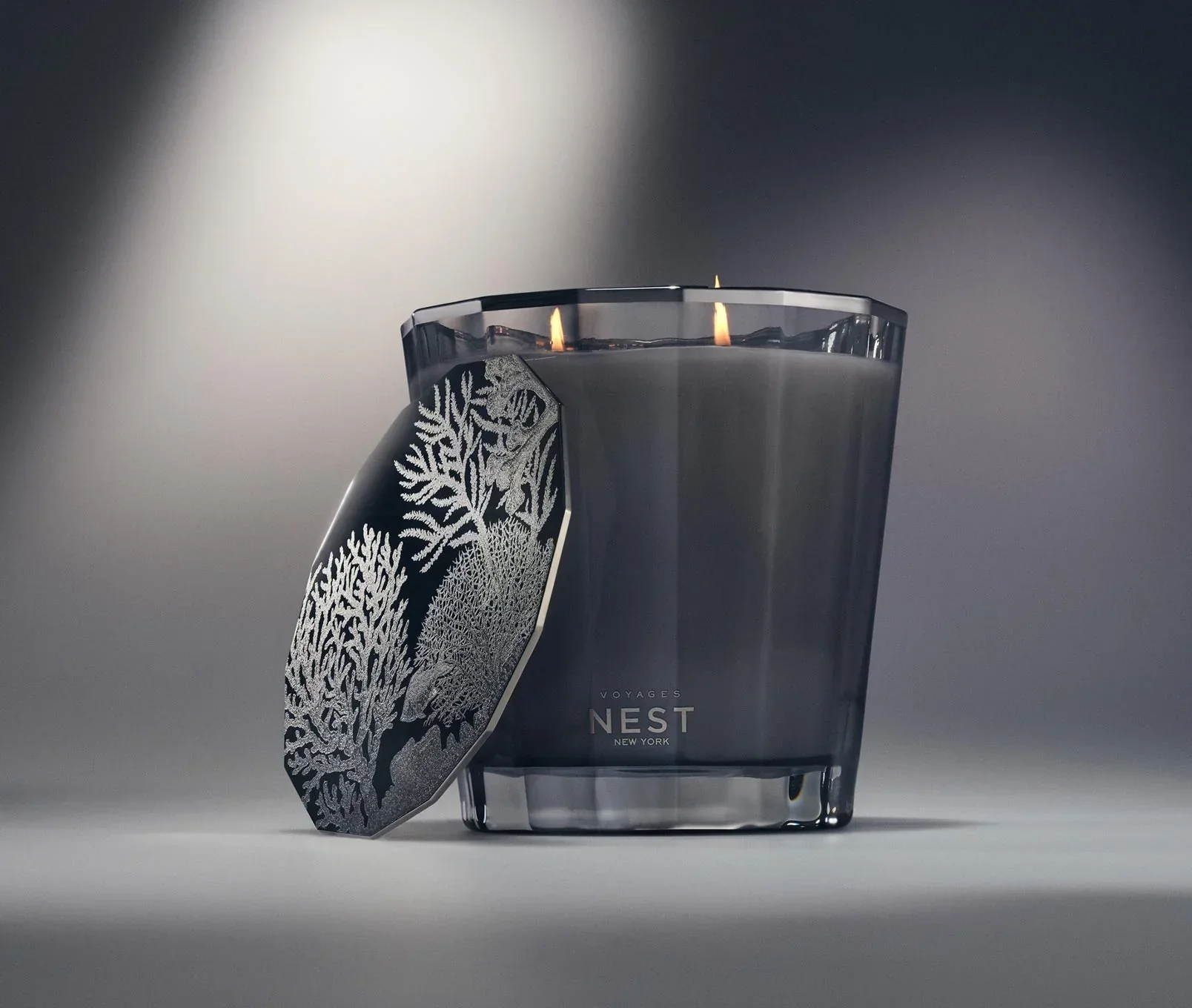 291-voyages-cerulean-coast-2-wick-candle-600g-4.webp VOYAGES Cerulean Coast 2-Wick Candle (600g)