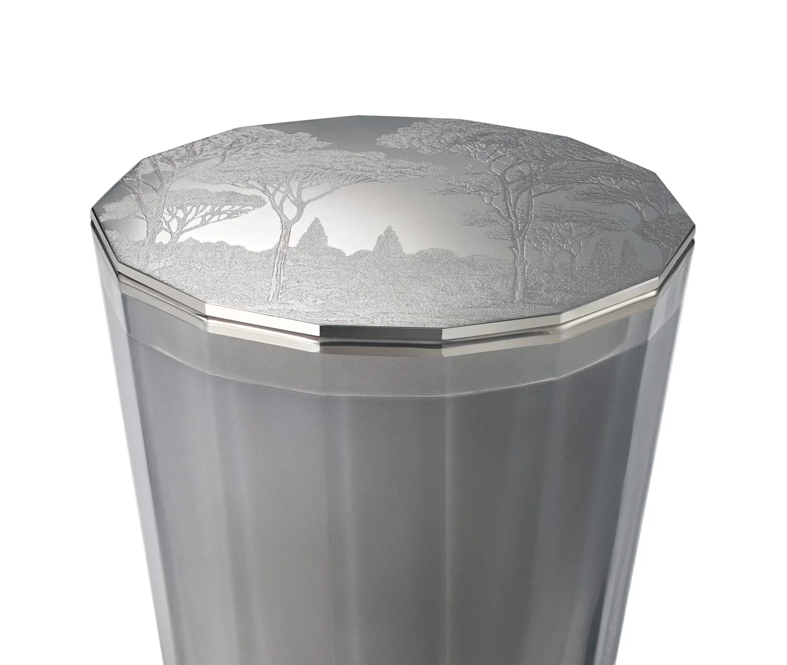 VOYAGES Oud Mystique 2-Wick Candle (600g)