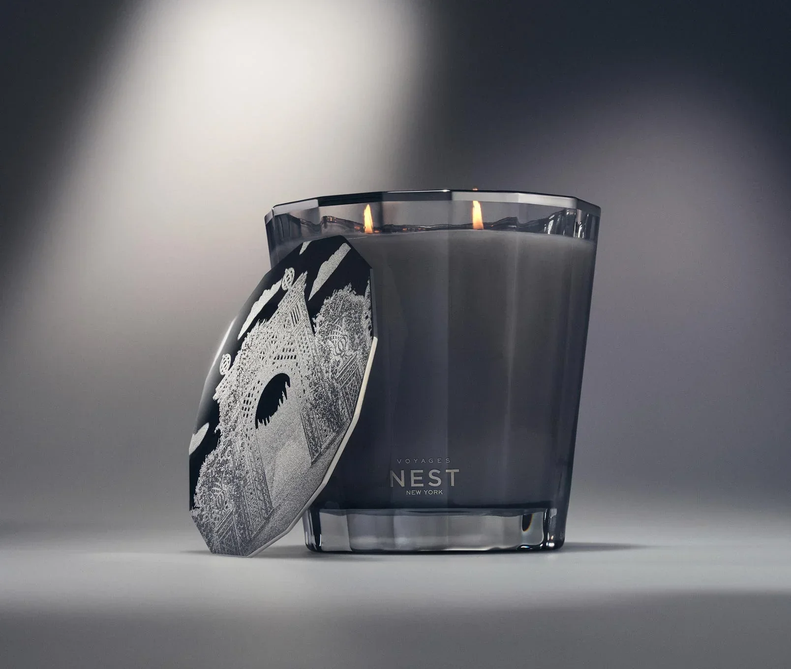 309-voyages-rose-sublime-2-wick-candle-600g-4.webp VOYAGES Rose Sublime 2-Wick Candle (600g)