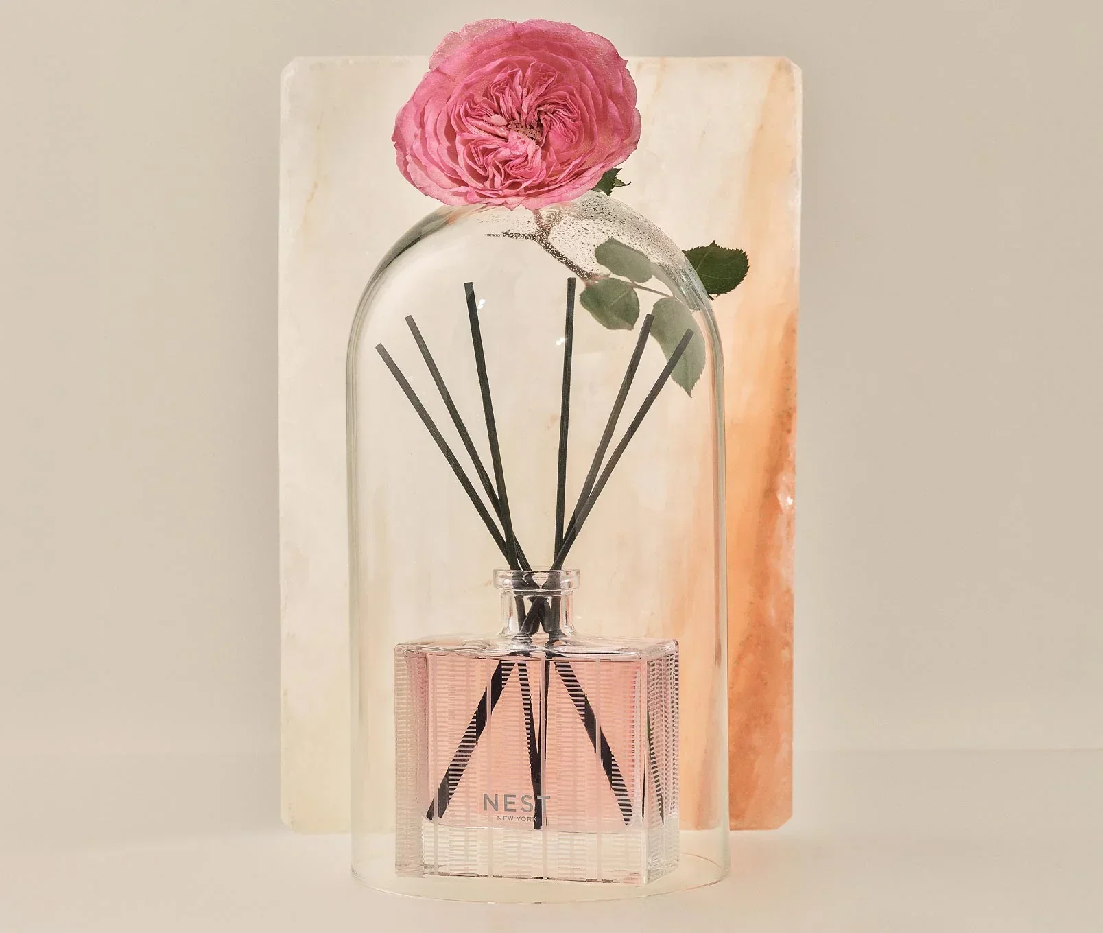35-himalayan-salt-rosewater-reed-diffuser-2.webp Himalayan Salt & Rosewater Reed Diffuser