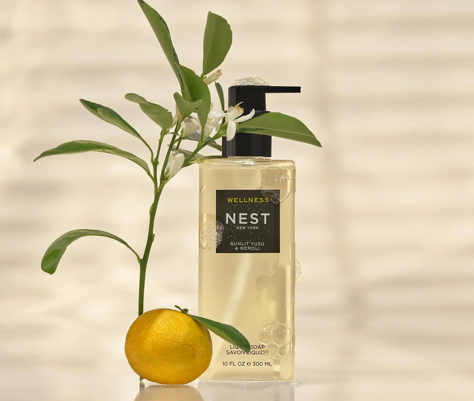 80-sunlit-yuzu-neroli-essentials-set-4.webp Sunlit Yuzu & Neroli Essentials Set