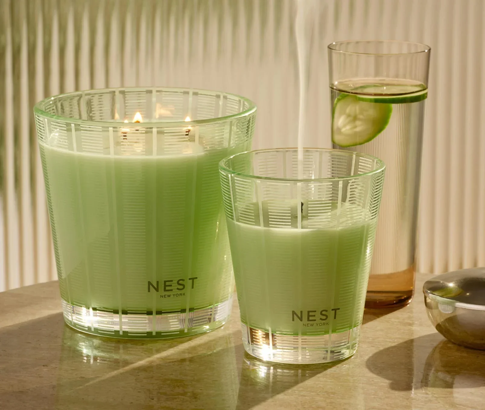 87-cucumber-white-sage-3-wick-candle-3.webp Cucumber & White Sage 3-Wick Candle