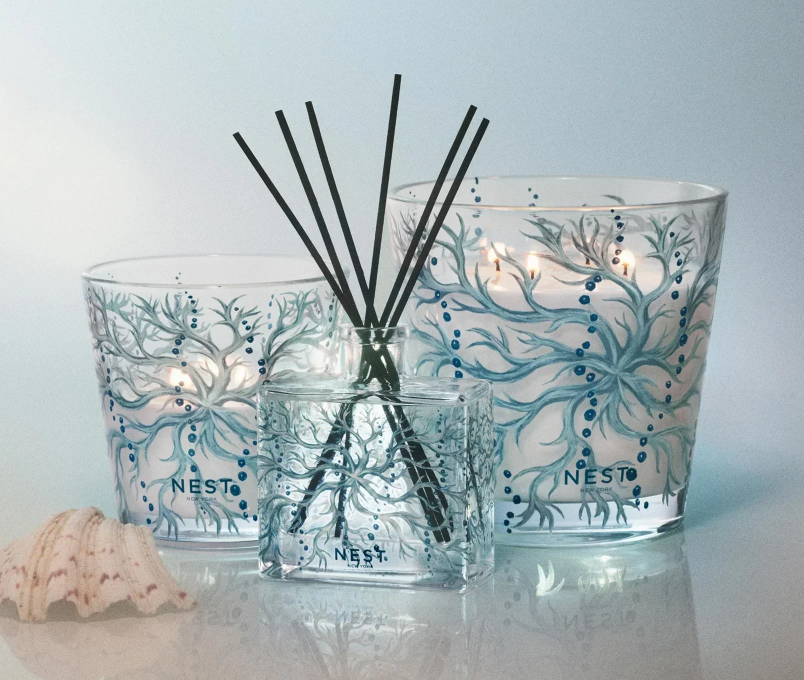 96-ocean-mist-sea-salt-decorative-3-wick-candle-3.webp Ocean Mist & Sea Salt Decorative 3-Wick Candle